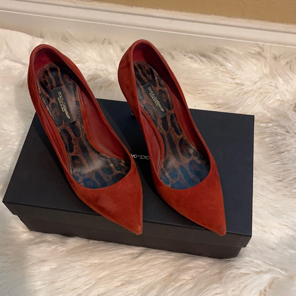 Dolce Gabbana Red Suede Pumps 36